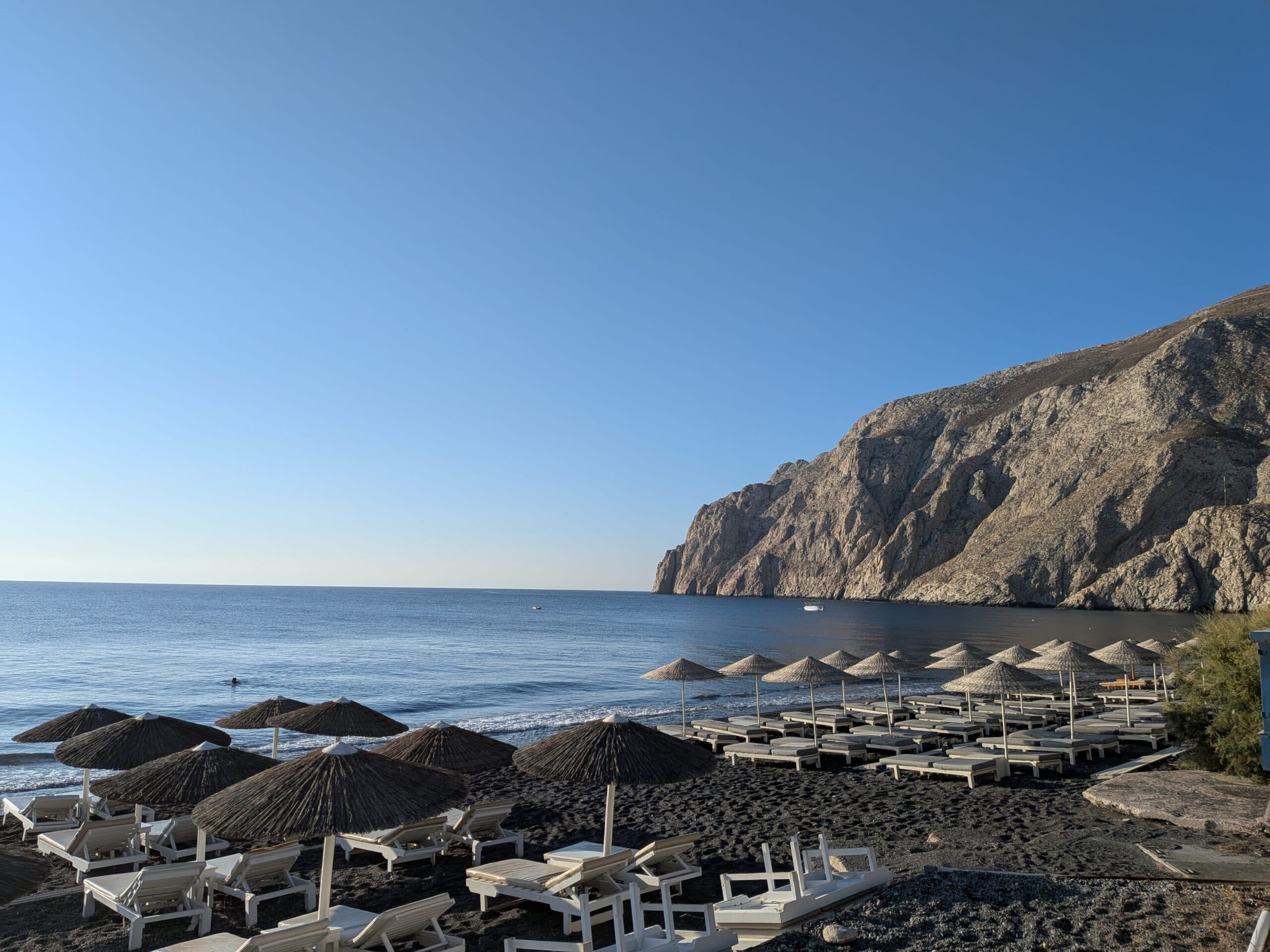 Cover Image for James Went To Santorini